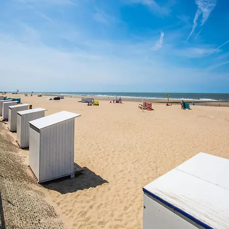 In Belgium Near Seafront & Tram Stop, Cleaning Included *